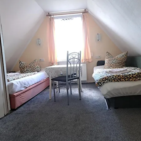 Holiday home Ferienhaeuser Am Oberpfuhl